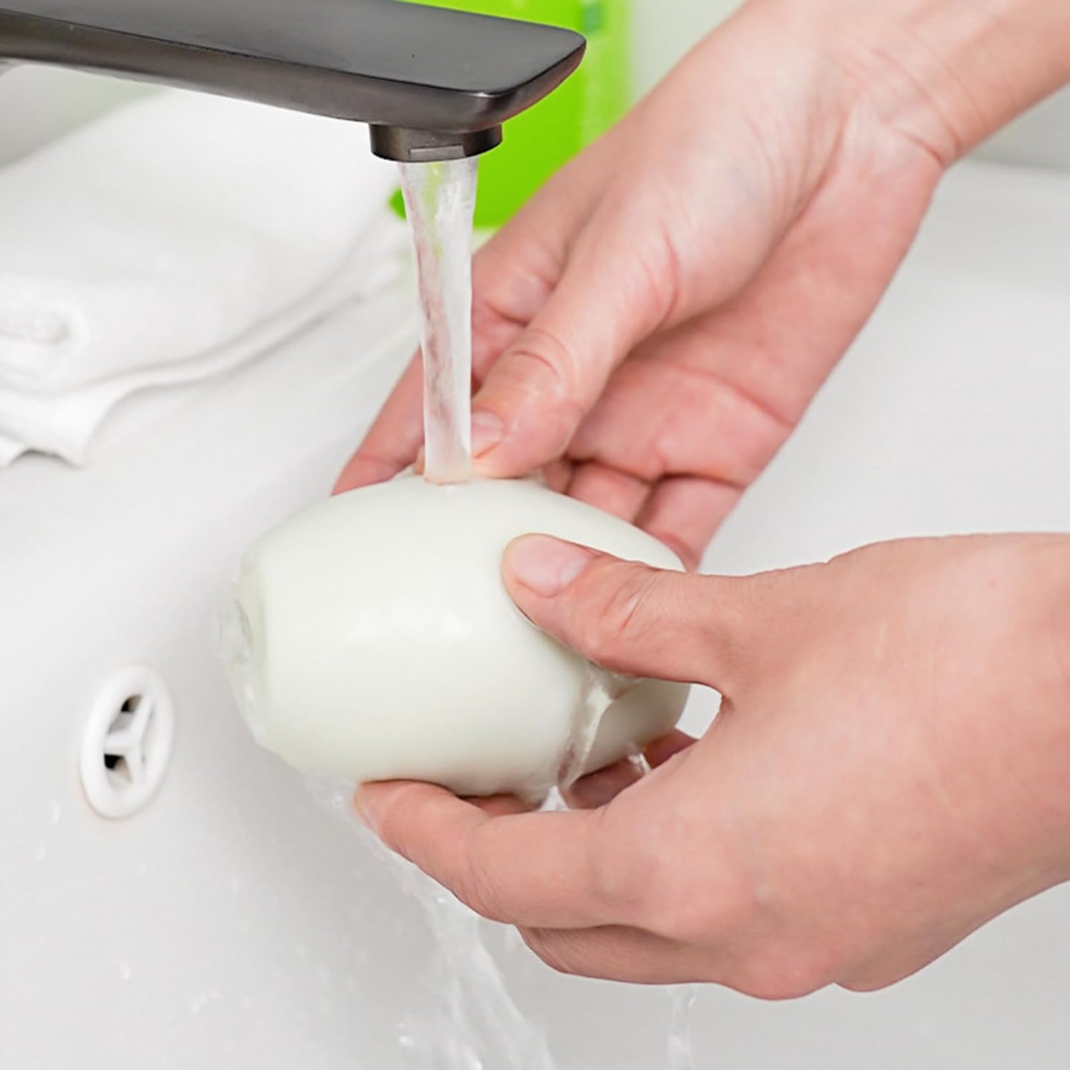 Reusable Gel Lint Roller Ball — Pet Hair Remover