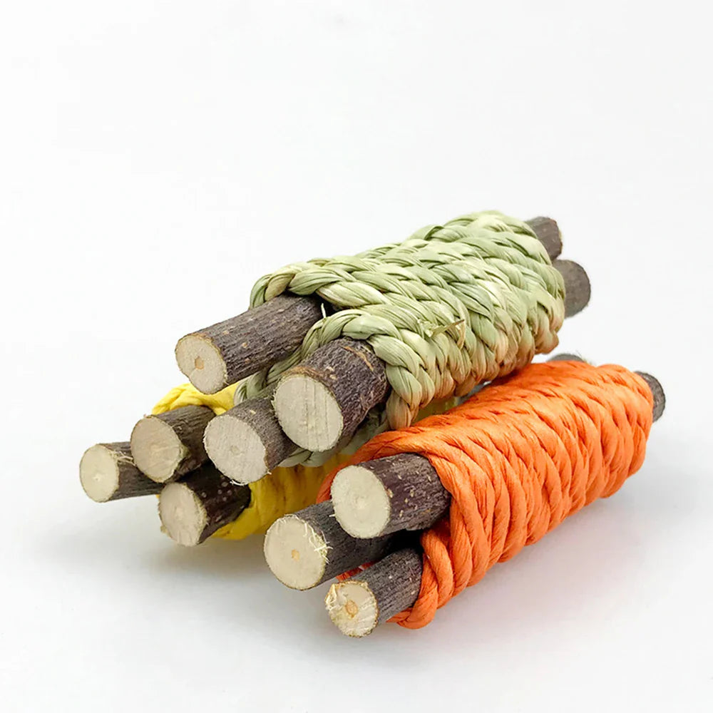 9PCS Small pet toy set, pet rabbit, hamster, fun toy, grinding supplies color random