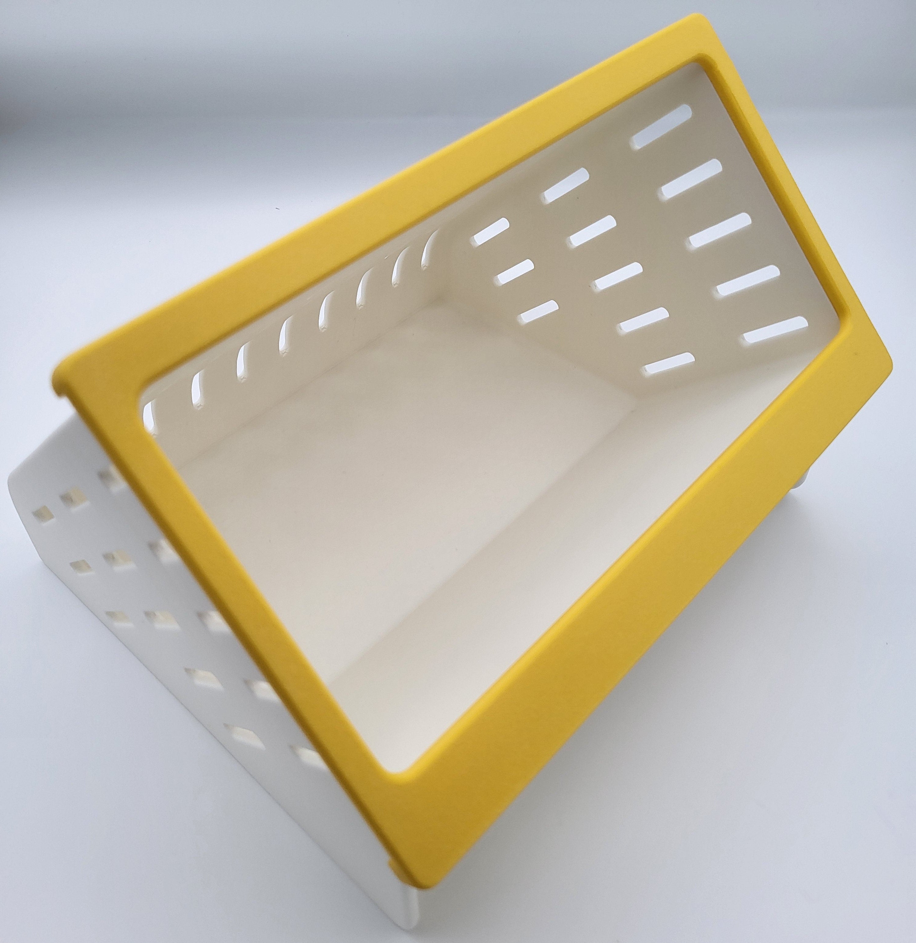 Open Air Hay Feeder